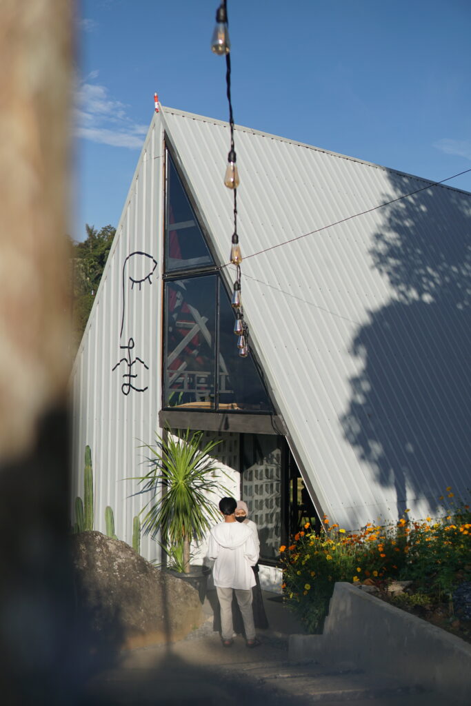 La Terra Cafe with its amazing concept